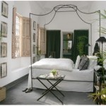 iron bed-tropics iron bed-tropics