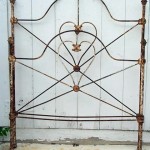 iron bed - Twin Heart iron bed - Twin Heart
