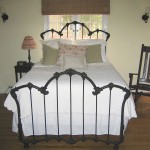iron bed - simple elegant iron bed - simple elegant