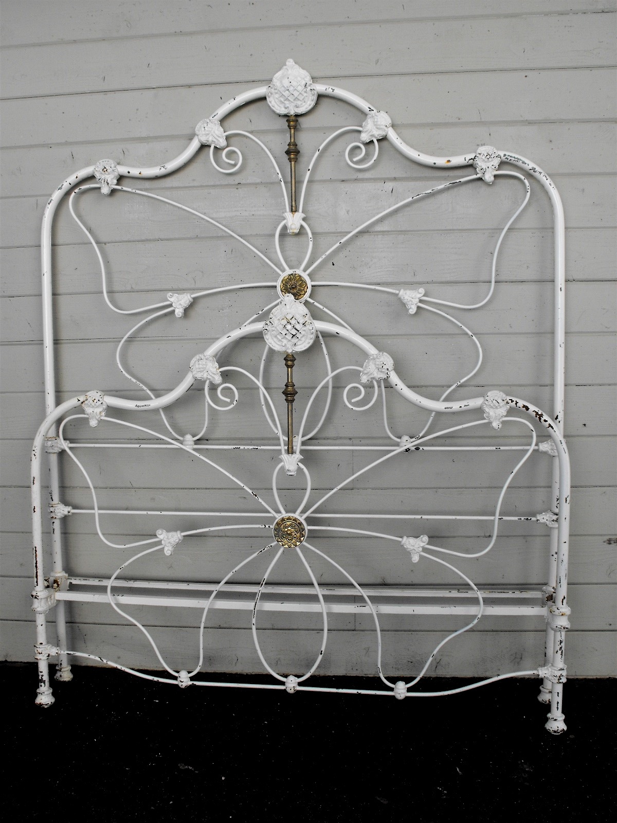 Butterfly1 Cathouse Antique Iron Beds