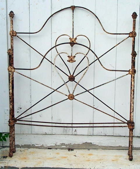 iron bed-twin size vintage bed