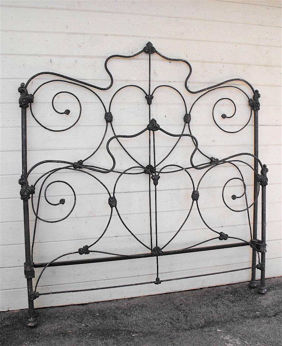 iron beds – Heart #8 Antique Iron Bed