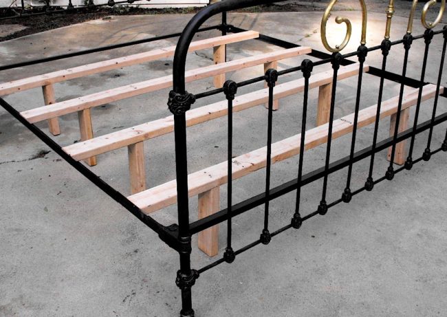Wooden Slats Iron Bed