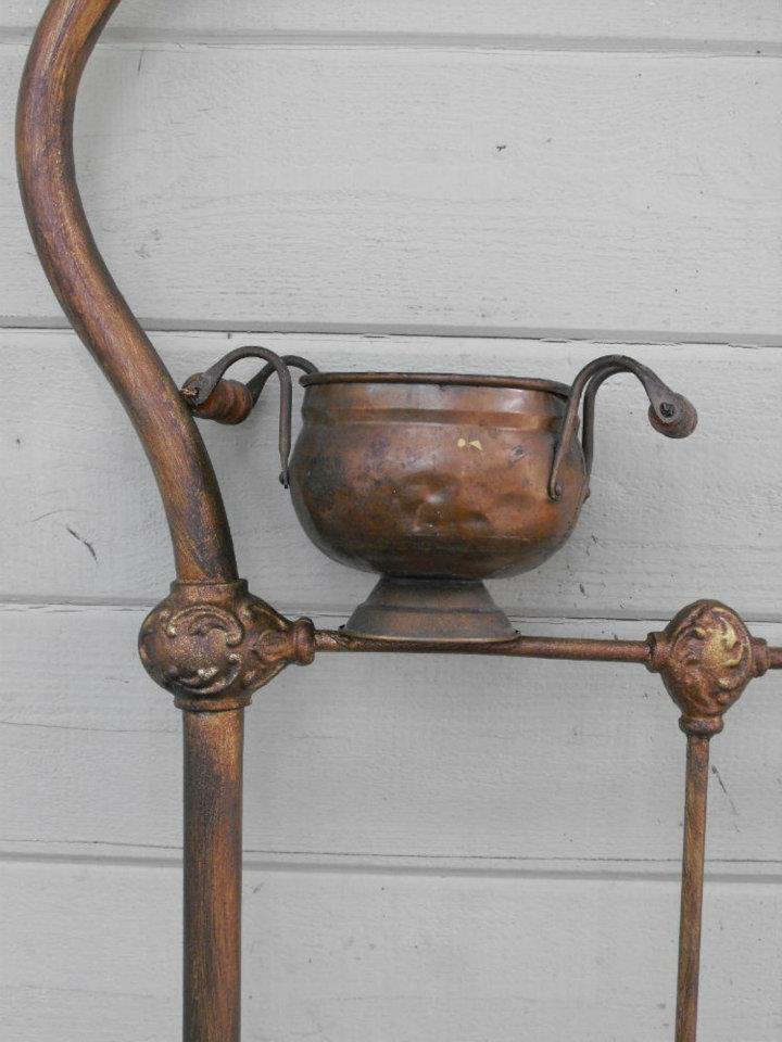 Copper Pot Collection Cathouse Antique Iron Beds