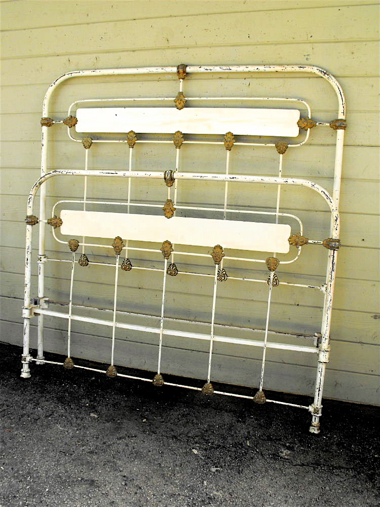 Art Deco Metal Beds Before Their Time Cathouse Beds