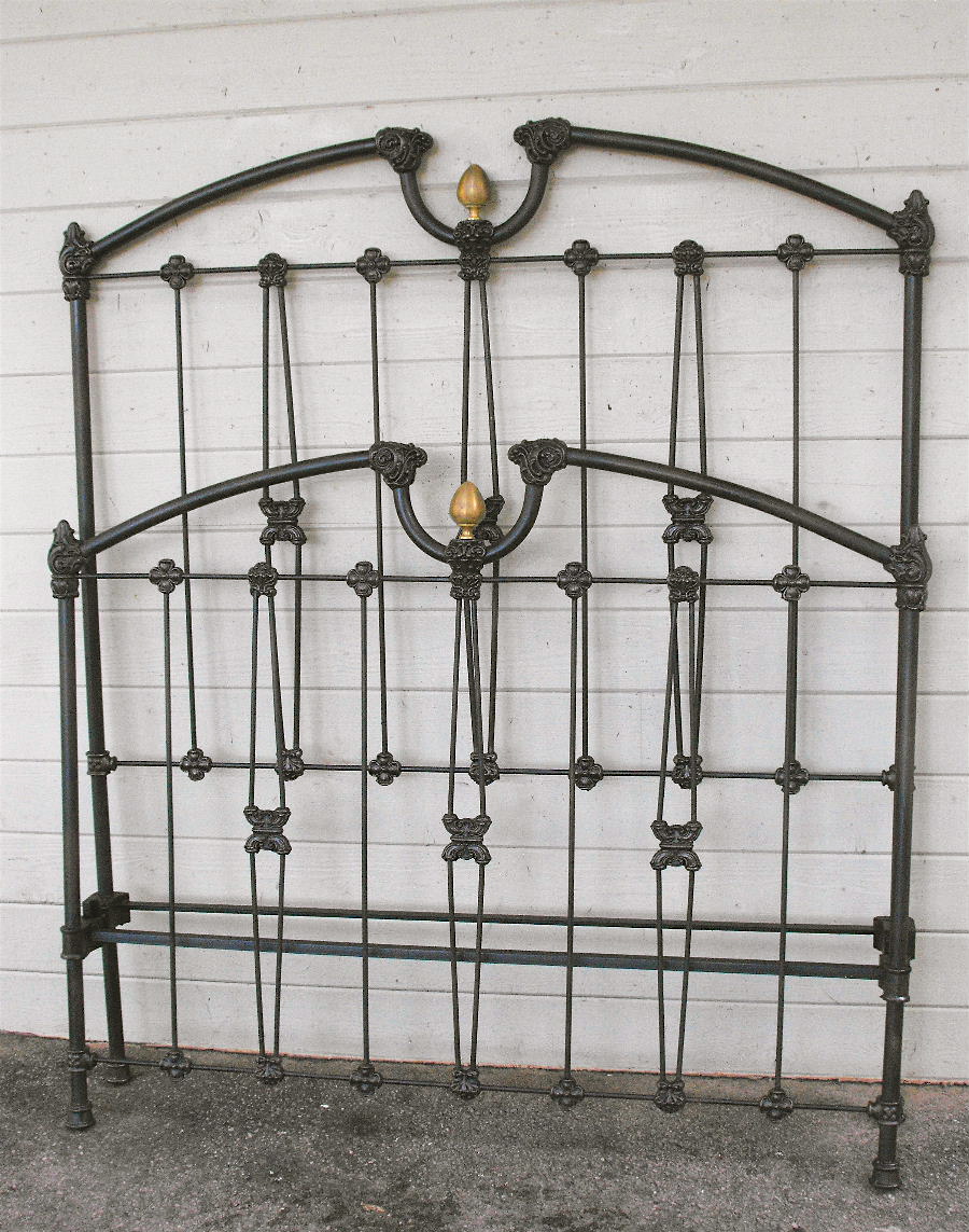 Deco Iron Bed 11 Cathouse Antique Iron Beds