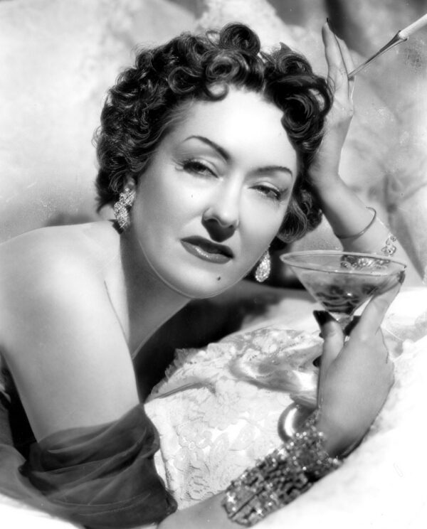 #250, Gloria Swanson Antique Iron Beds
