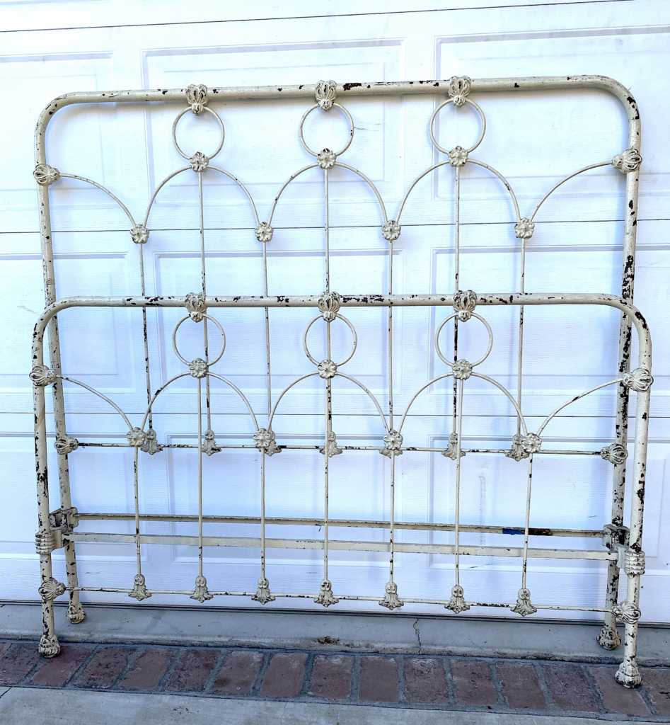 The Media's Impact on the Popularity of Antique Iron Beds