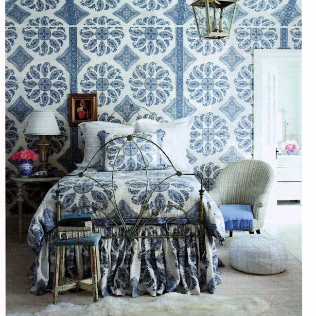 vintage-iron-bed-cathousebeds Antique Iron Beds