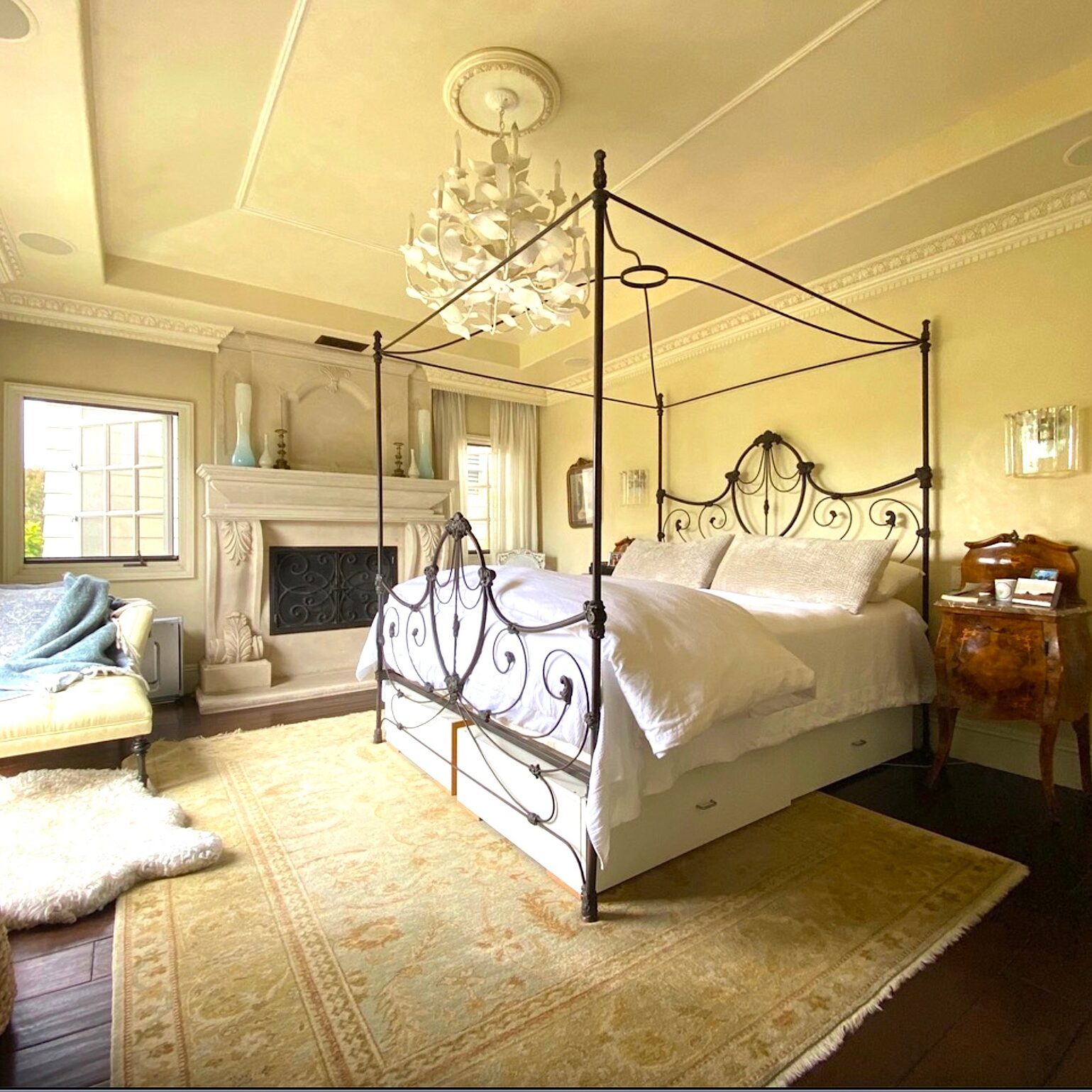 Blog Cathouse Antique Iron Beds