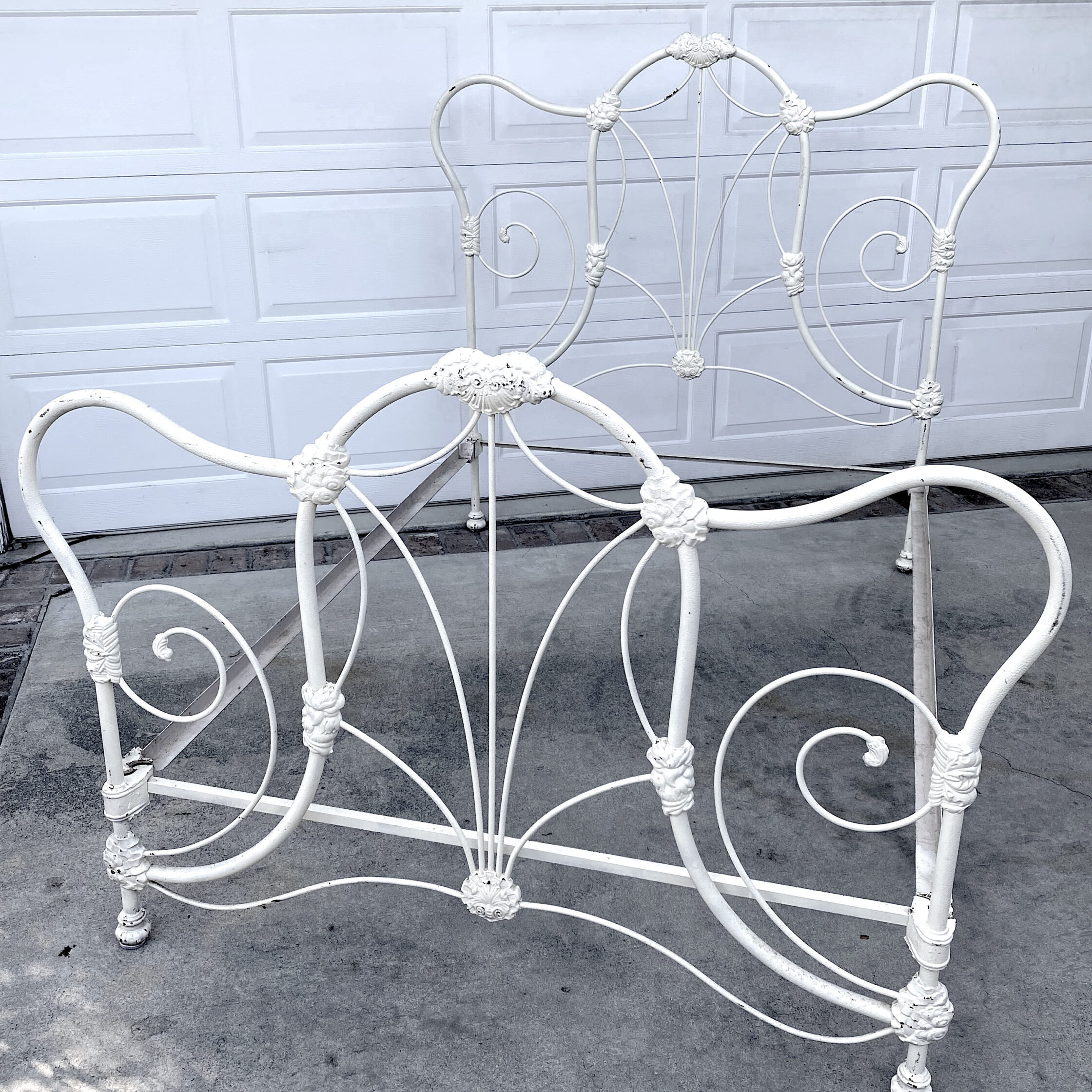Blog Cathouse Antique Iron Beds