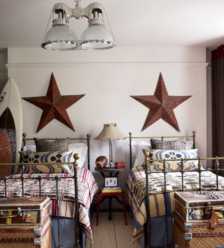 Antique Iron Beds for Their Advertising and Displays