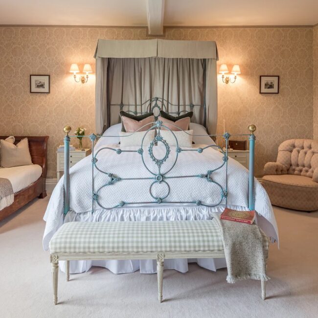 cathouse-antique-iron-bed-frame-copy Antique Iron Beds