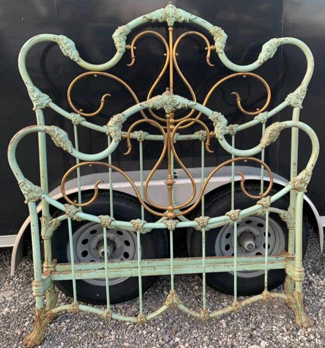 Antique iron beds – Cathousebeds.com B copy