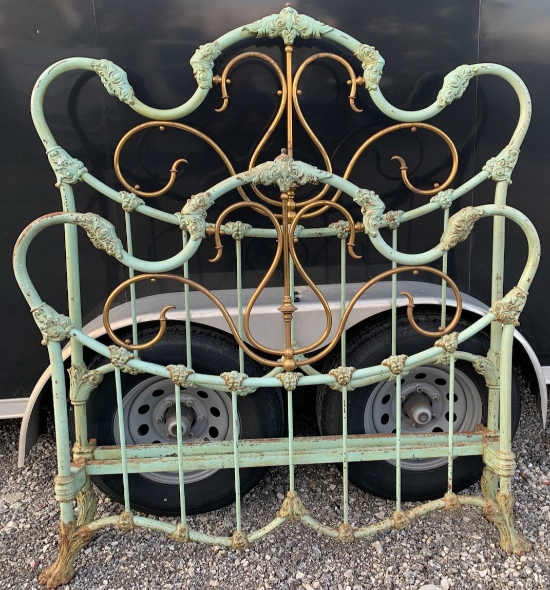 Antique iron beds – Cathousebeds.com B copy