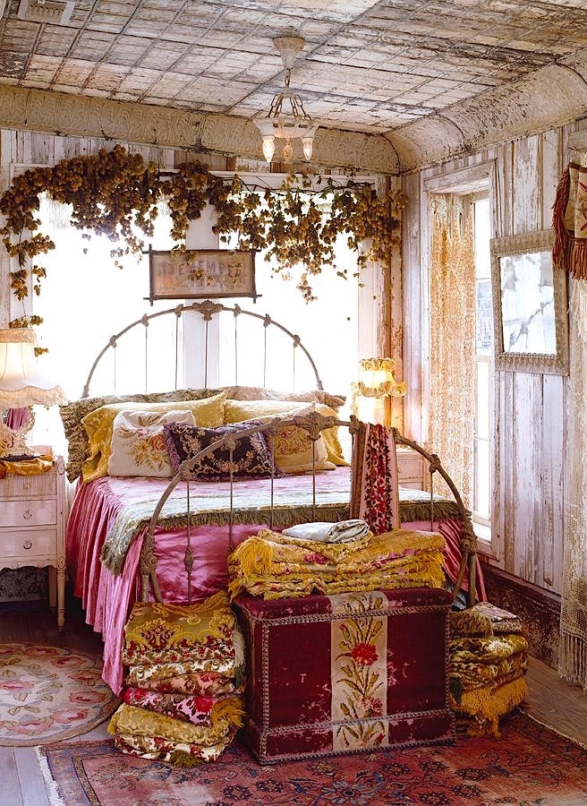antique-iron-bed-original-condition
