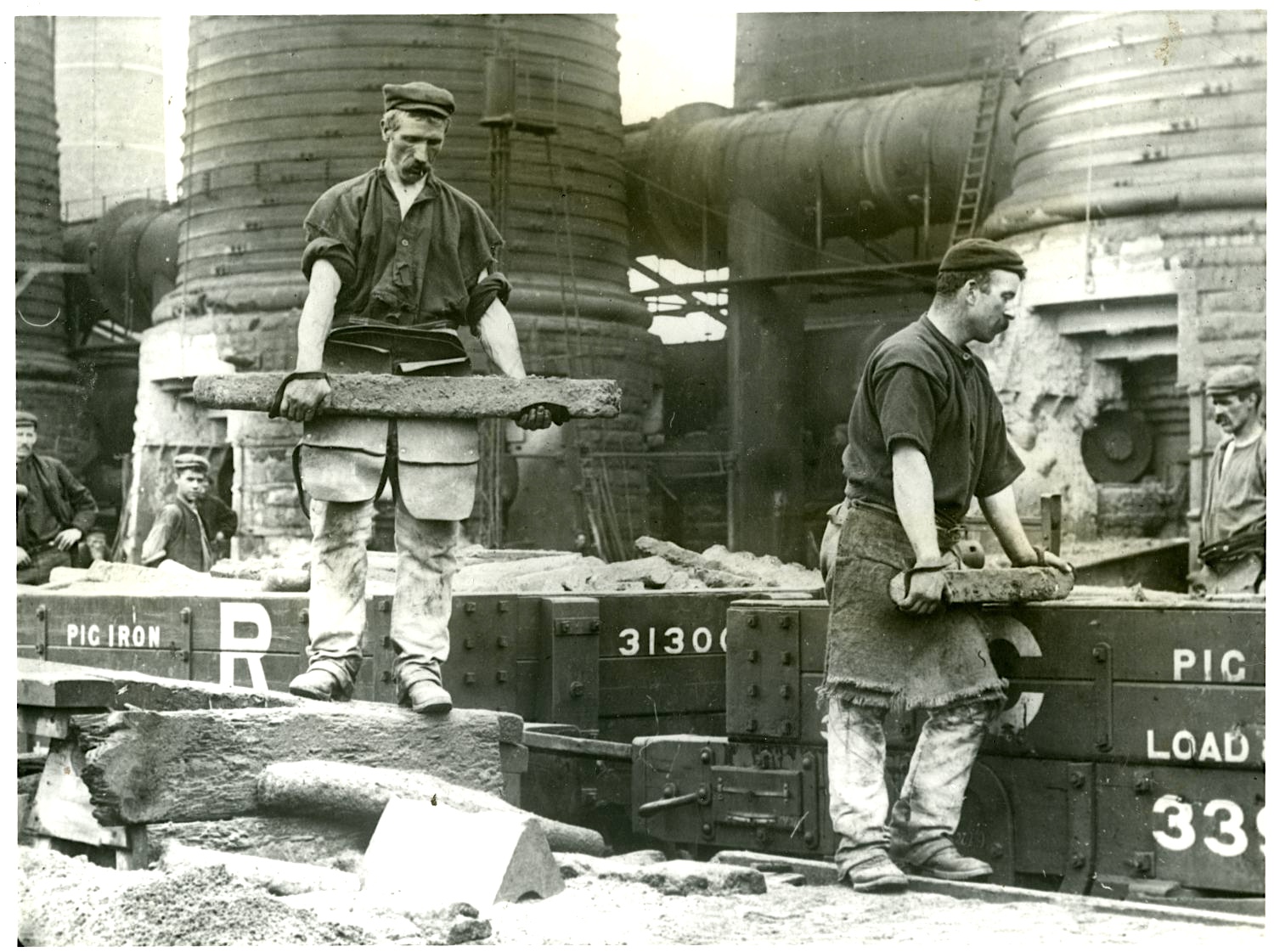 raw-iron-workers-iron-beds